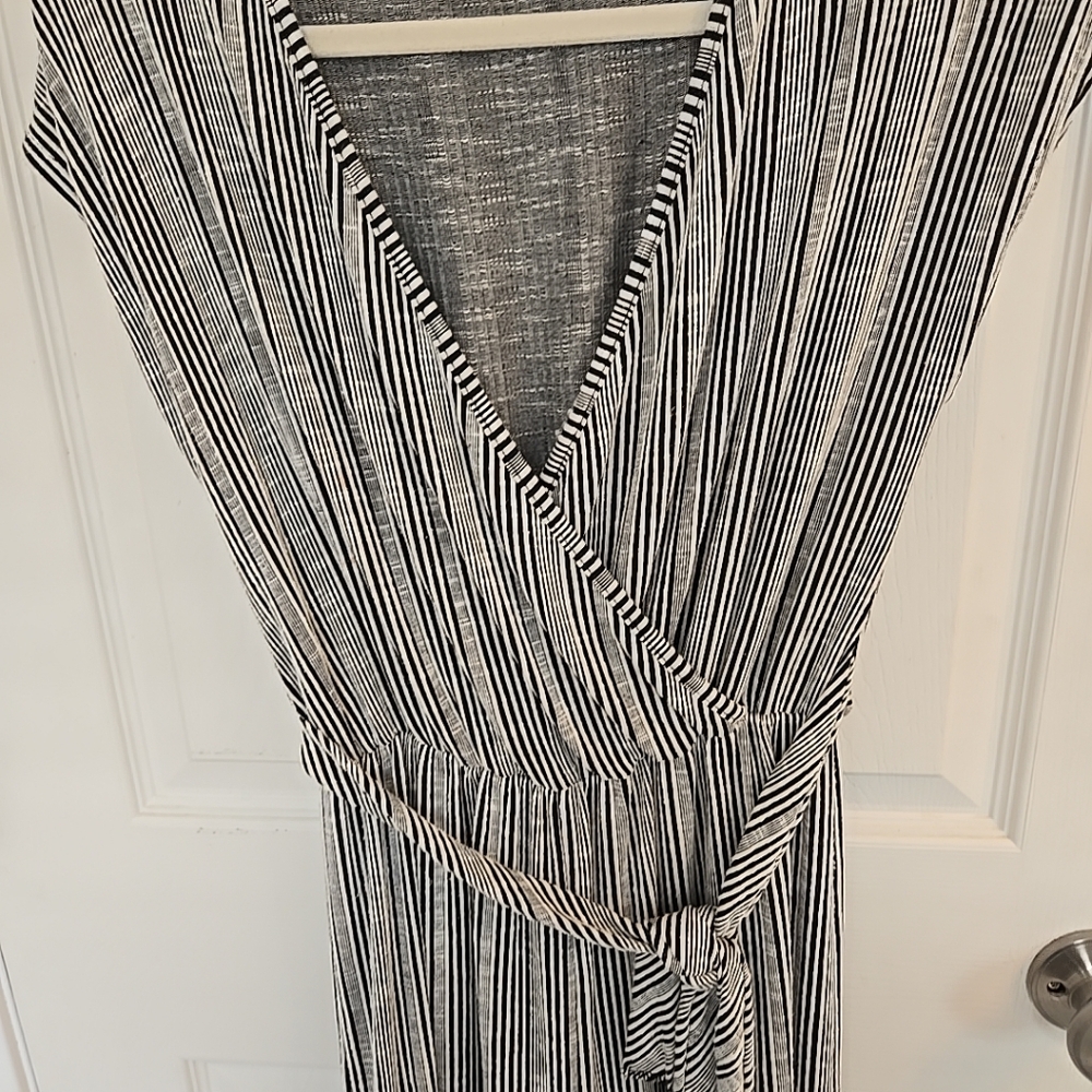 Caution To The Wind Striped Black and White Jumpsuit Medium Belted - Picture 2 of 11
